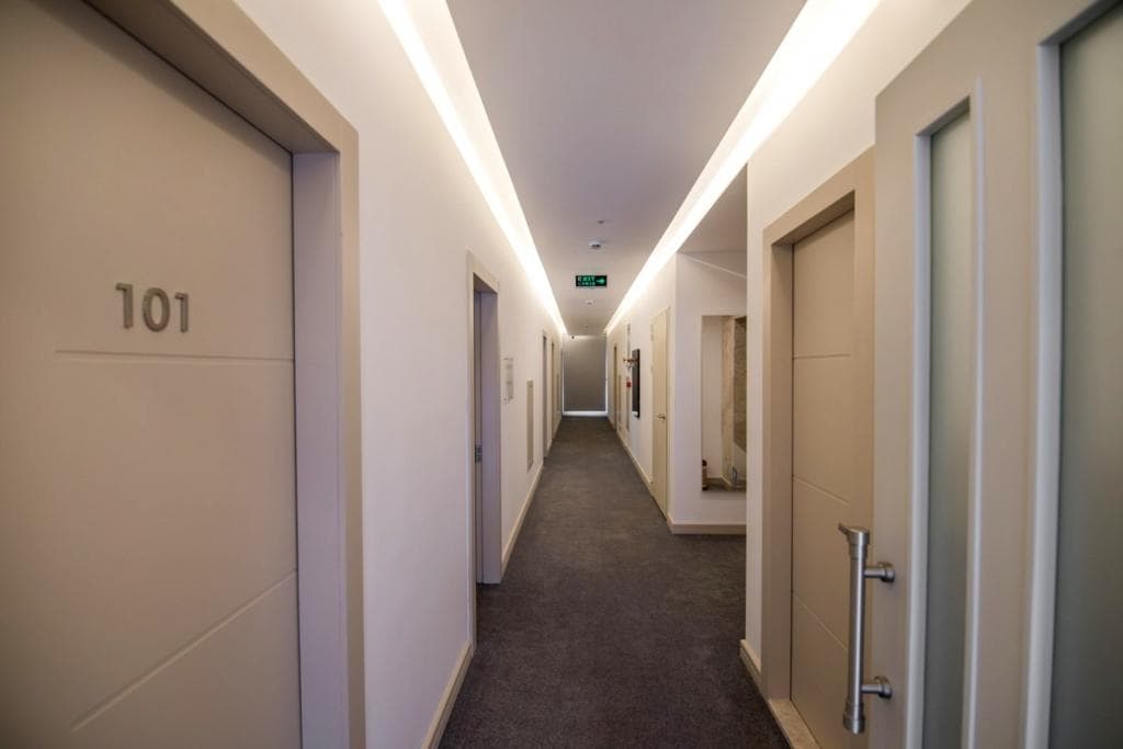 Dovv Hotel Business-23