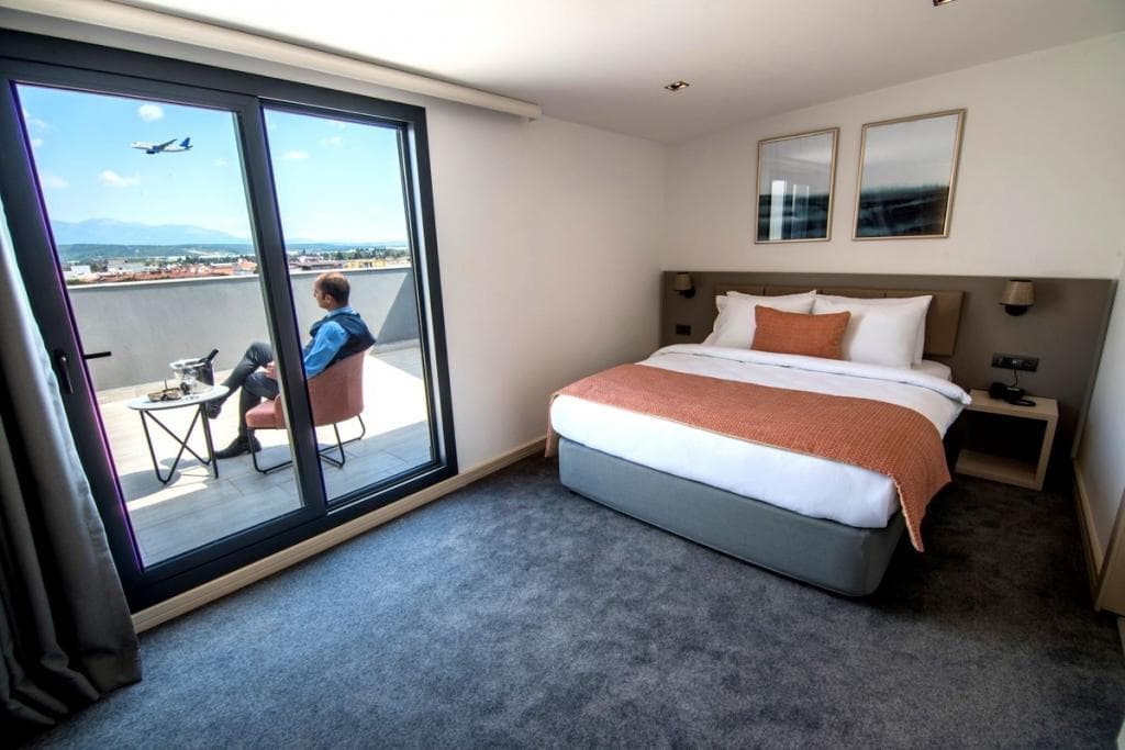 Dovv Hotel Business-25