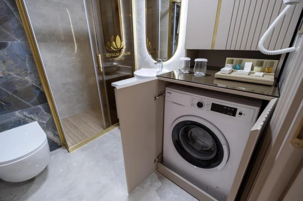 Elysium Deluxe Suites-46