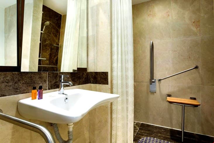 Ramada By Wyndham İstanbul Florya-13