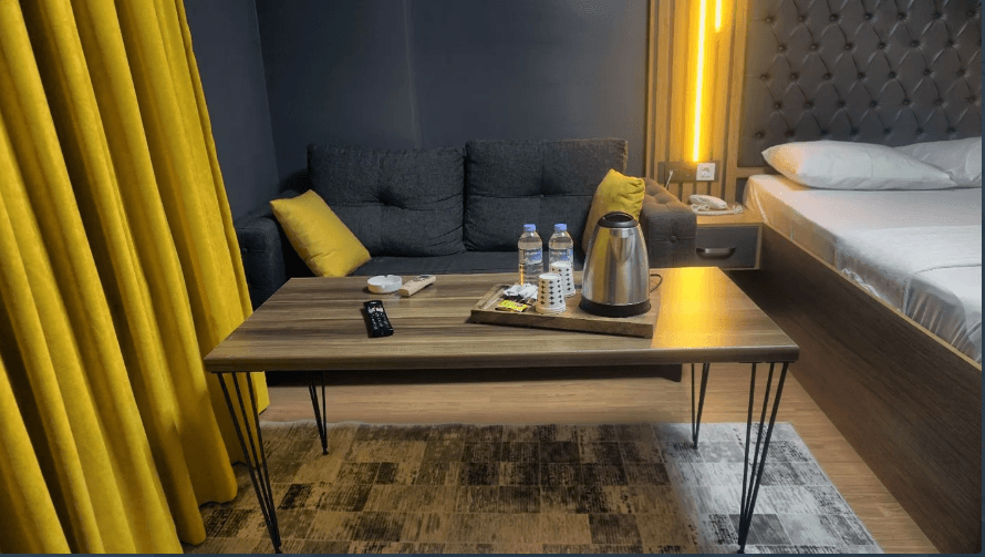 Royal Nest Hotel-resim-3