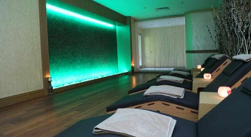 Ramada Hotel & Suites İstanbul Şişli-28