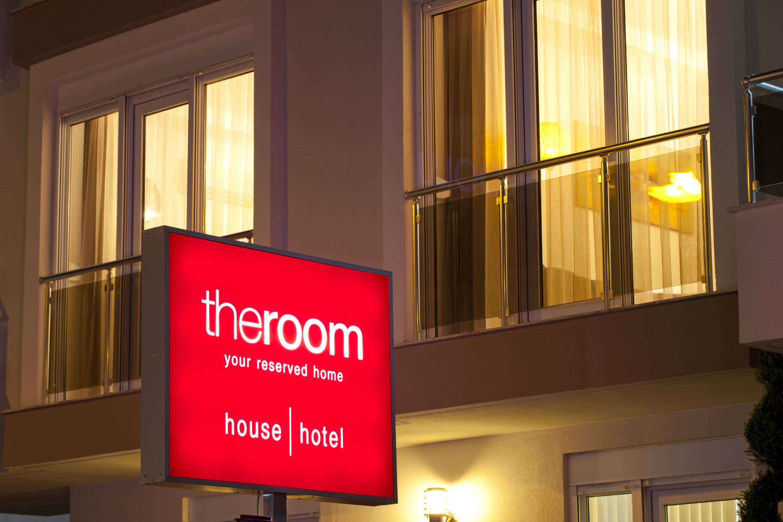 The Room Hotel & Apartments-32