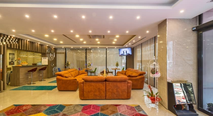 Grand Palace Hotel-14