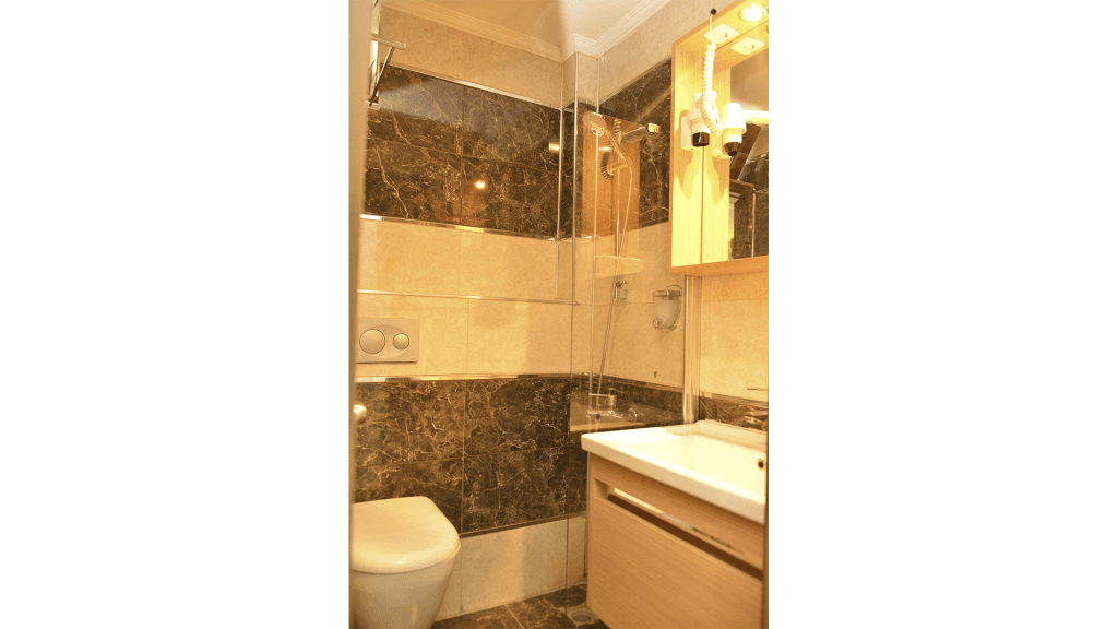 Pure Diamond Hotel-15