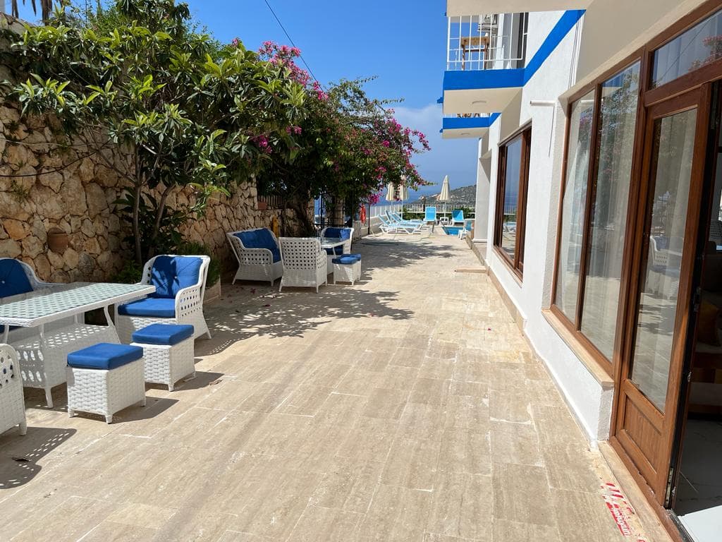 Marquis Blue Hotel -10