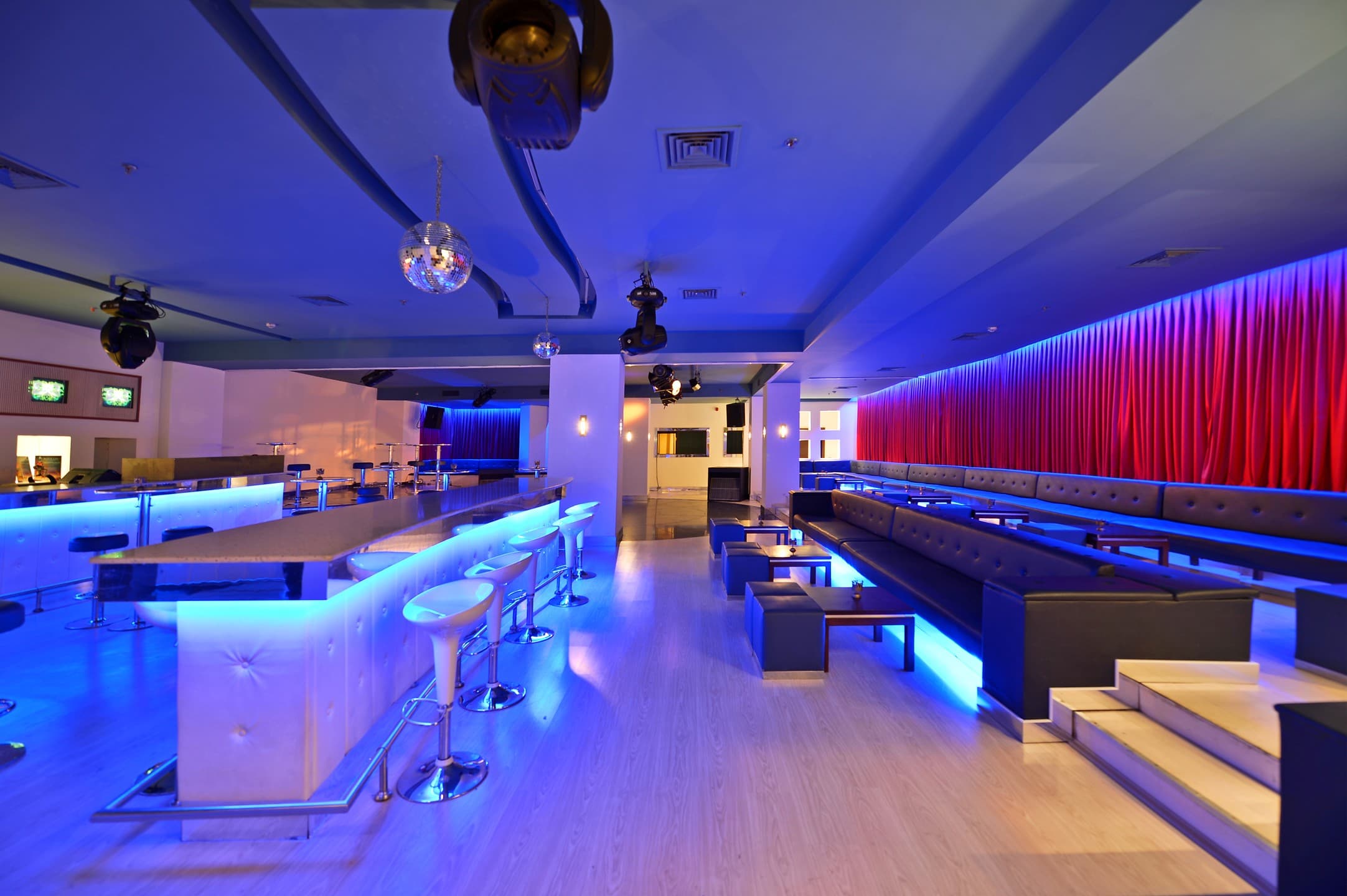 Karinna Hotel Convention & Spa-34