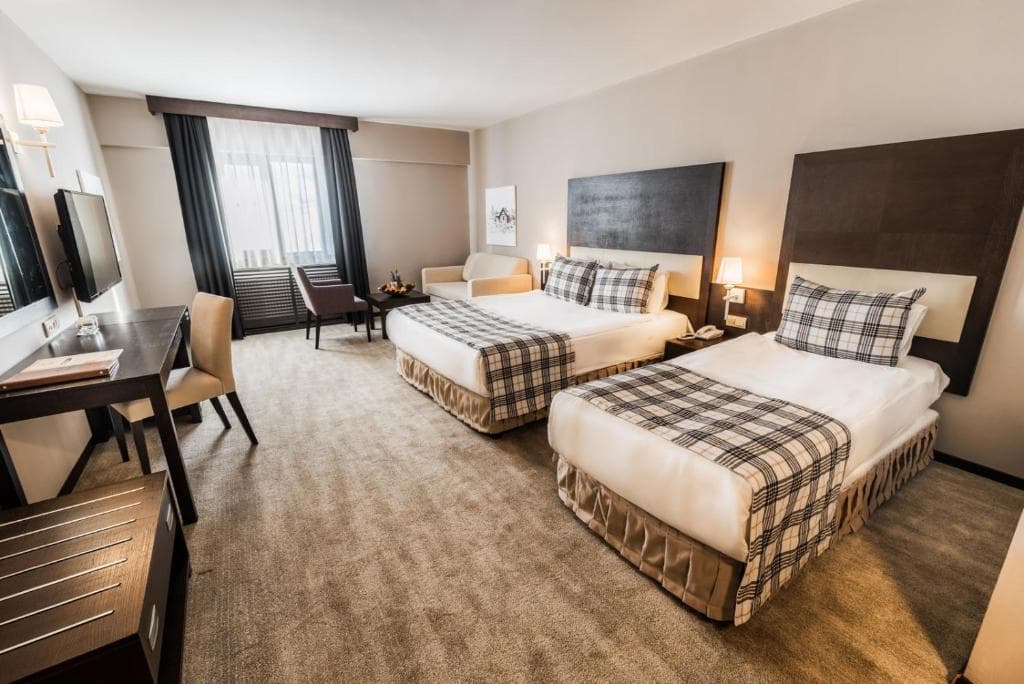 Karinna Hotel Convention & Spa-15