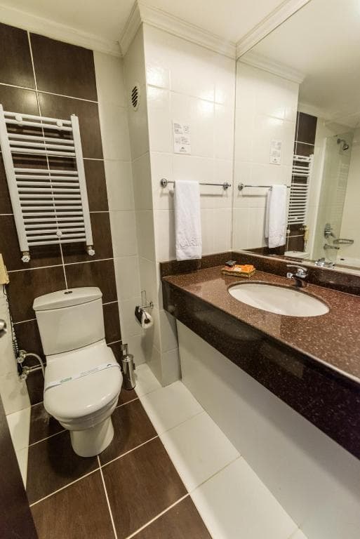 Karinna Hotel Convention & Spa-14