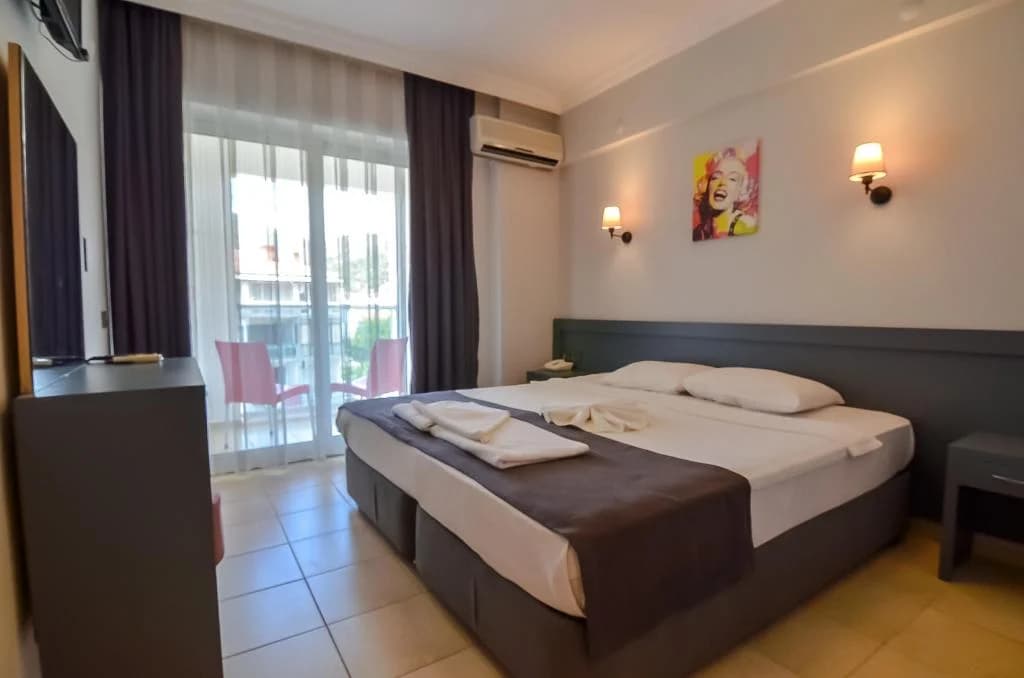 Berry Bella Hotel-27