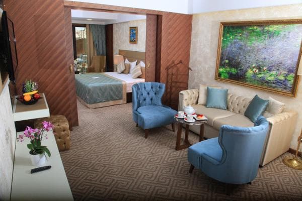 Deluxe Room with Bosphorus View 2