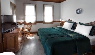 Nehir Manzaralı Standart Oda 1