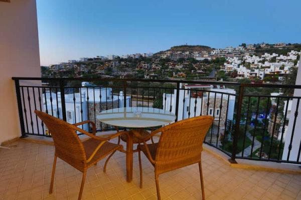 Standart Oda Kara Manzaralı 2