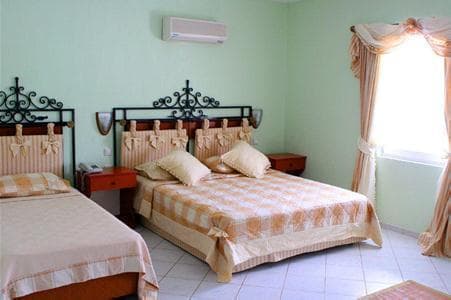 Aile Odası Kara Manzaralı 1