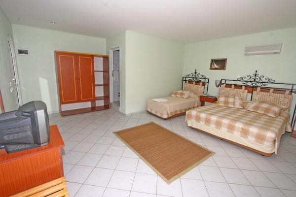 Aile Odası Kara Manzaralı 2