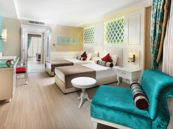 Aile Odası Kara Manzaralı Oda  2