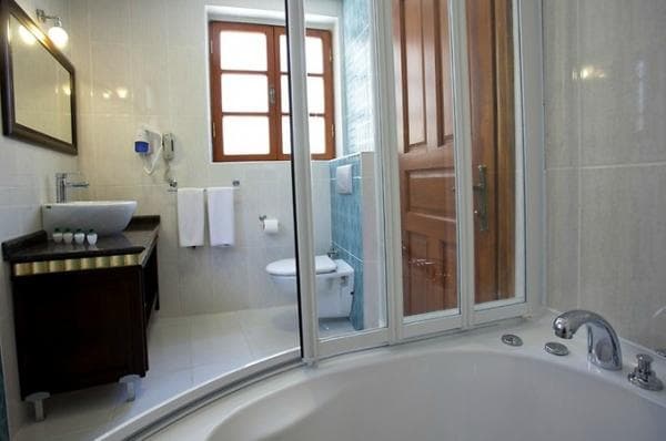 Deluxe Single Room 4