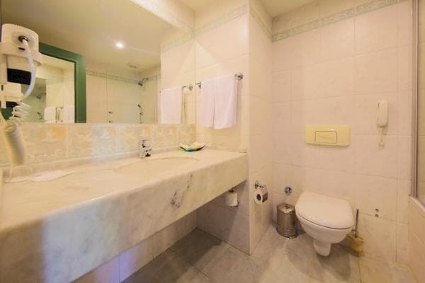 Standart Bahçe Manzaralı Oda 4