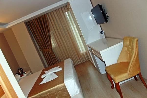 Kısmi Deniz Manzaralı Oda (Double Yataklı) 2