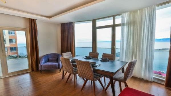 Superior Deniz Manzaralı Room 1