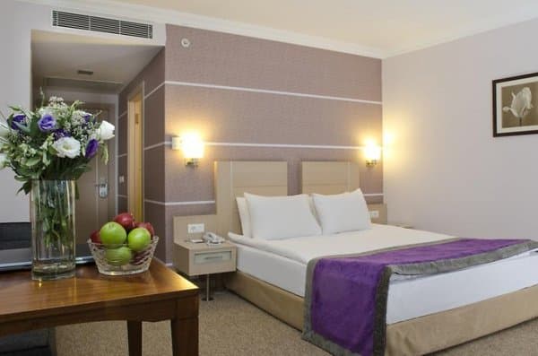 STANDART ÇİFT KİŞİLİK ODA - DOUBLE ROOM 1