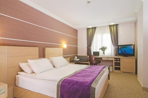 STANDART ÇİFT KİŞİLİK ODA - DOUBLE ROOM 2