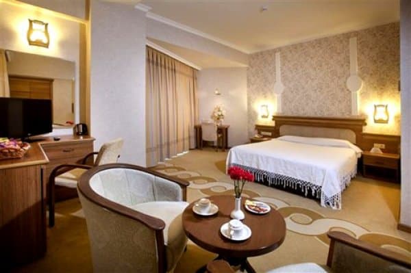 Ana Bina Corner Oda 1