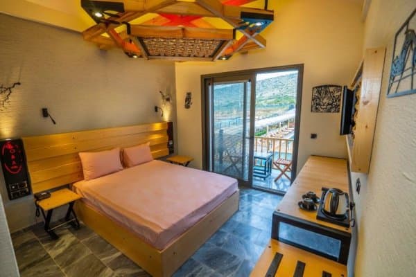 Deluxe French Oda	 1