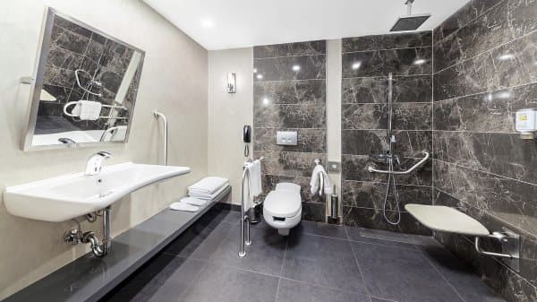 Superior Şehir Manzaralı Oda 4