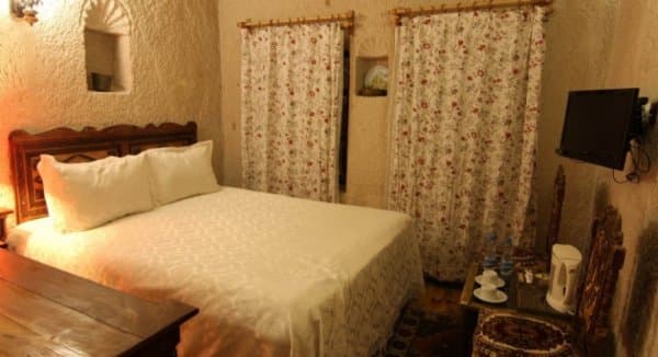 King Suite with Terrace 120 - 122 3