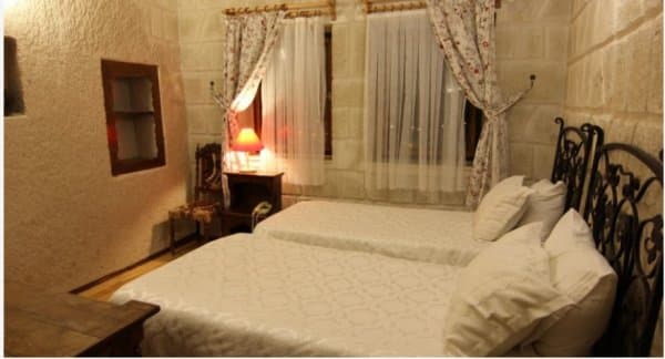 Deluxe Room 104 - 106 3