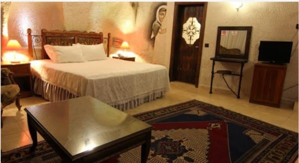 Deluxe Suite 101 - 102 -103 -110 1