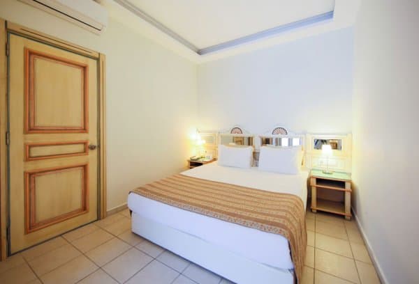 Aile Odası Bahçe Manzaralı Oda 1