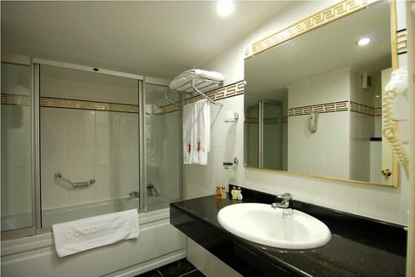 Standart Deniz Manzaralı Oda 3