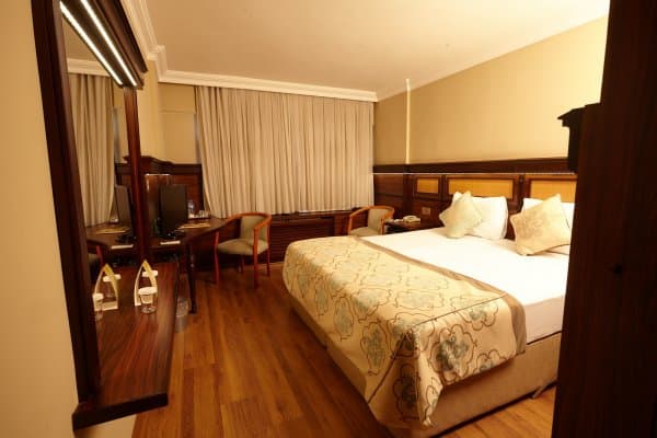 Standart Üç Kişilik Oda 1