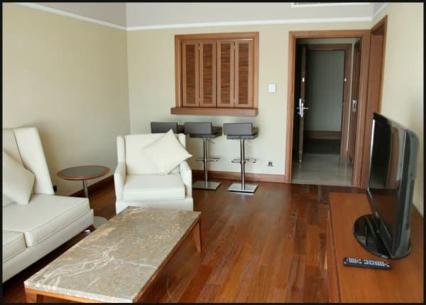 Family Suite Room - Land View 4