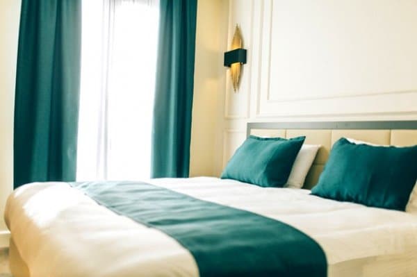 Kara Manzaralı Standart Oda 1