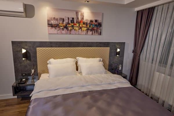 Deluxe Jakuzili Oda 3