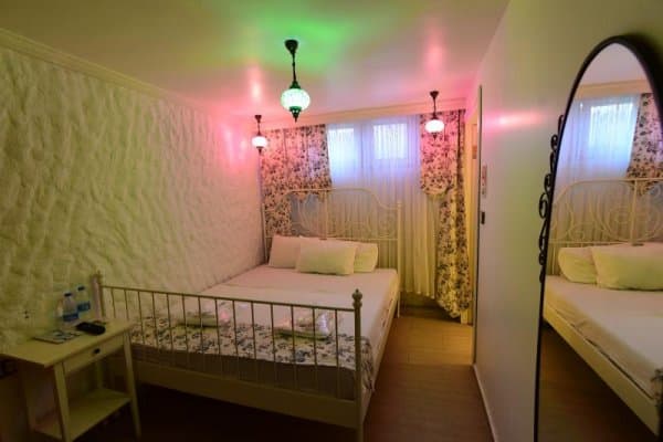 Deluxe - Ekonomik Oda-Yarı Bodrum Kat 1