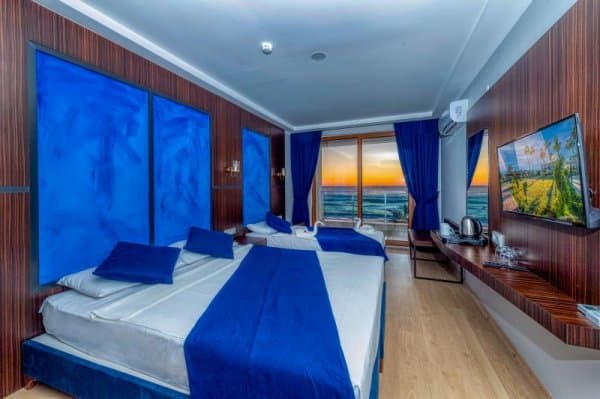 Deniz Manzaralı Standart Oda  2