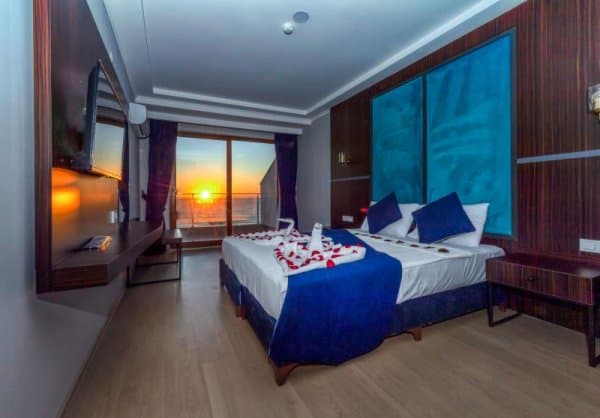 Deniz Manzaralı Standart Oda  4