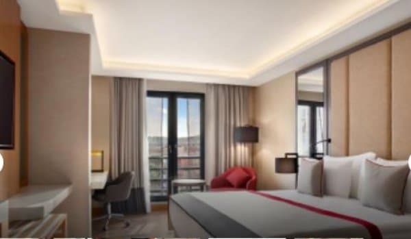 Çift Kişilik Şehir Manzaralı Oda 2