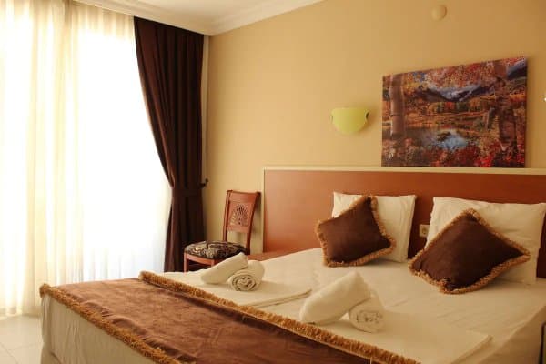 Superior Oda Deniz veya Kara Manzaralı 2