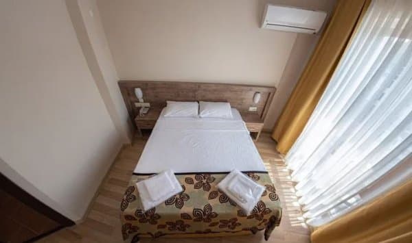 Standart Kısmi Deniz Manzaralı Üç Kişilik (balkonsuz) 1