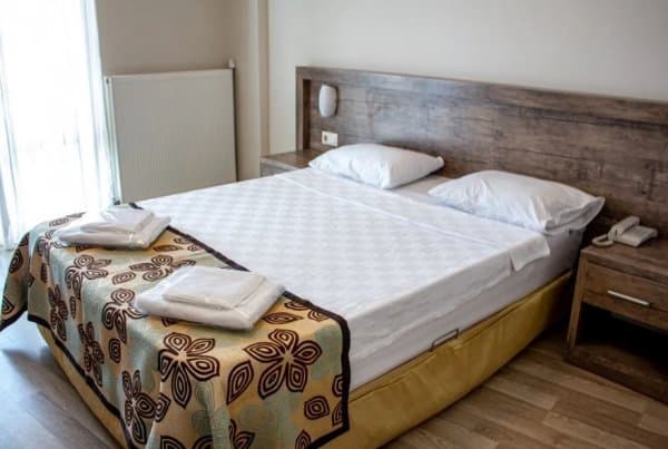 Standart Kısmi Deniz Manzaralı Üç Kişilik (balkonsuz) 2