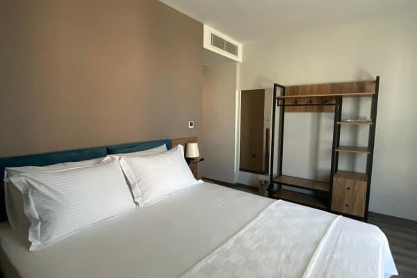 Deluxe Tek Büyük Yataklı Oda 2