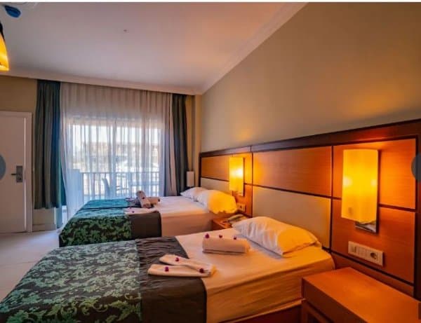 Standart Deniz Manzaralı Oda 3