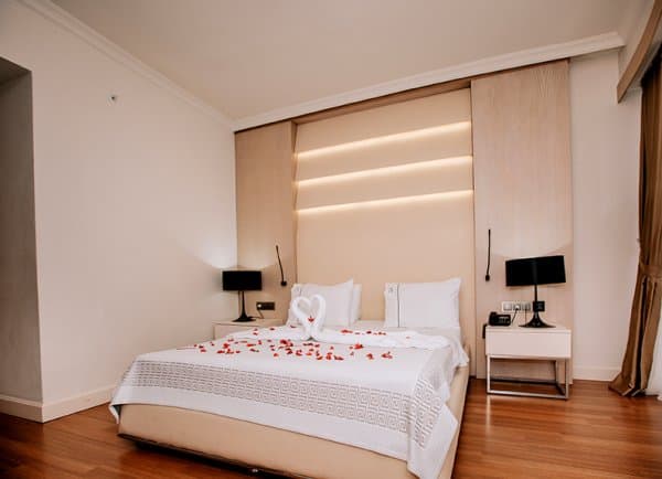 Deniz Manzaralı Deluxe Oda  2