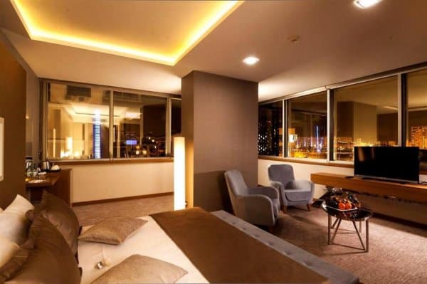 Superior Oda Çift Kişilik Tek Yatak, Balkonsuz 1