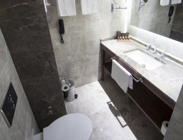 Superior Room City View 2